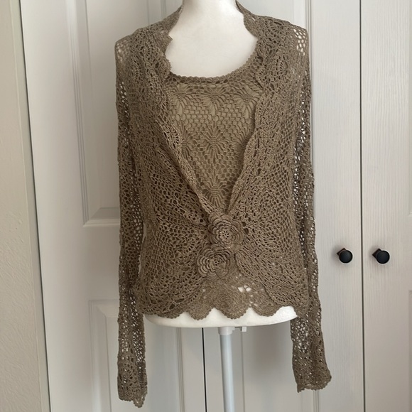 Cami SZ M Two-Piece Tan Sleeveless Top with Knit Long Sleeve Cover-Up - Picture 16 of 16